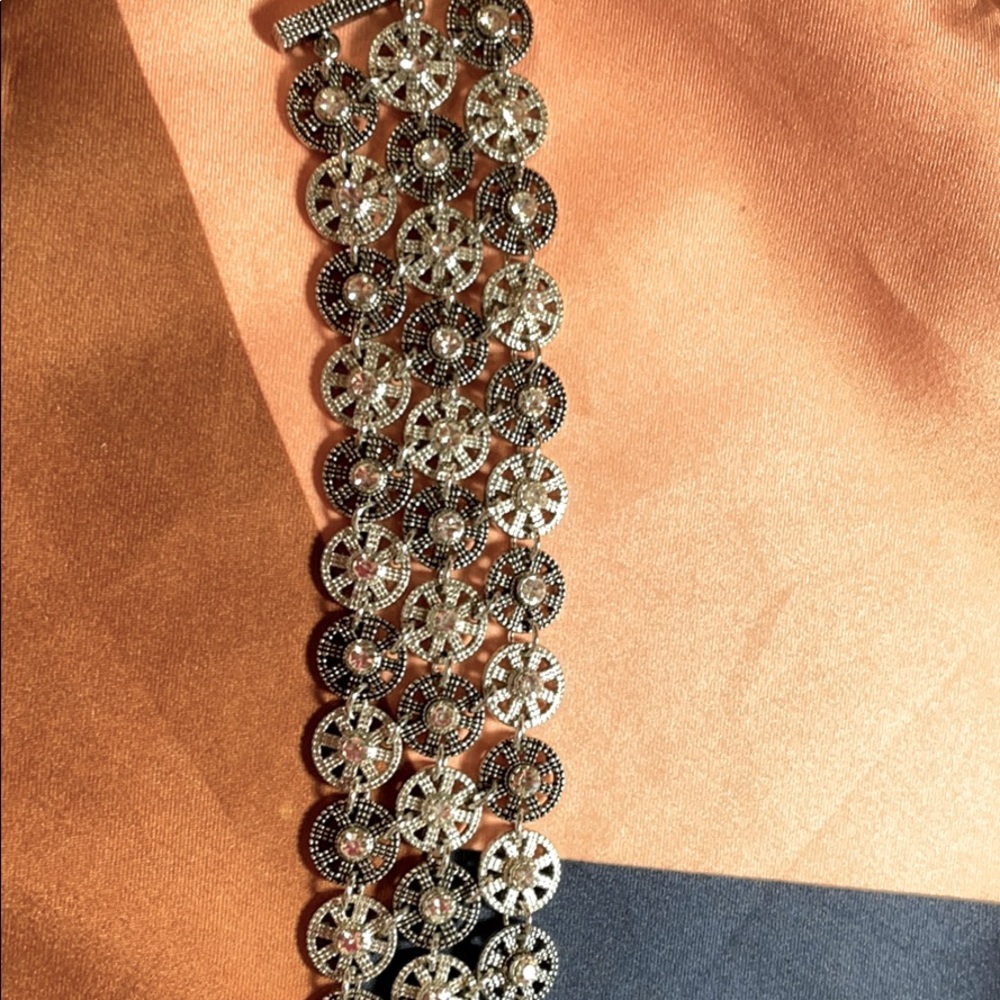 Sliver toggle bracelet